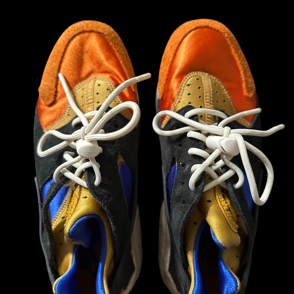 Nike womens Air Huarache 'ACG gold/orange/black 10 - Picture 3 of 7